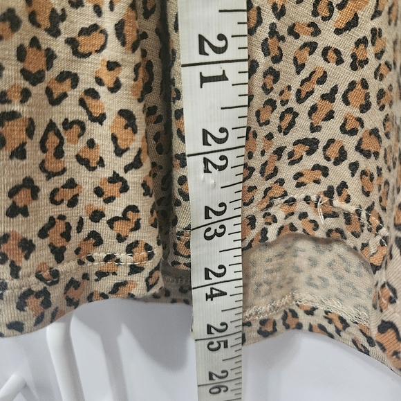 Chaps Cheetah Women Lace Up Top size L - Picture 4 of 9